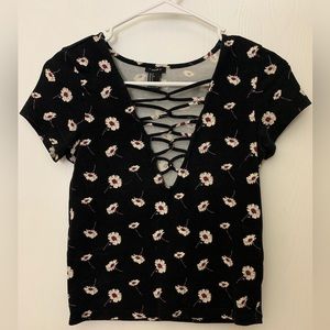 Forever 21 Daisy Tee